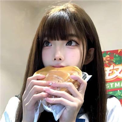 穿一只红鞋的男人